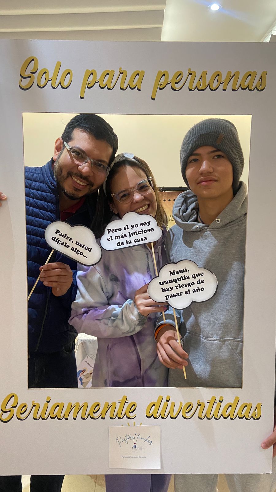 FAMILIA