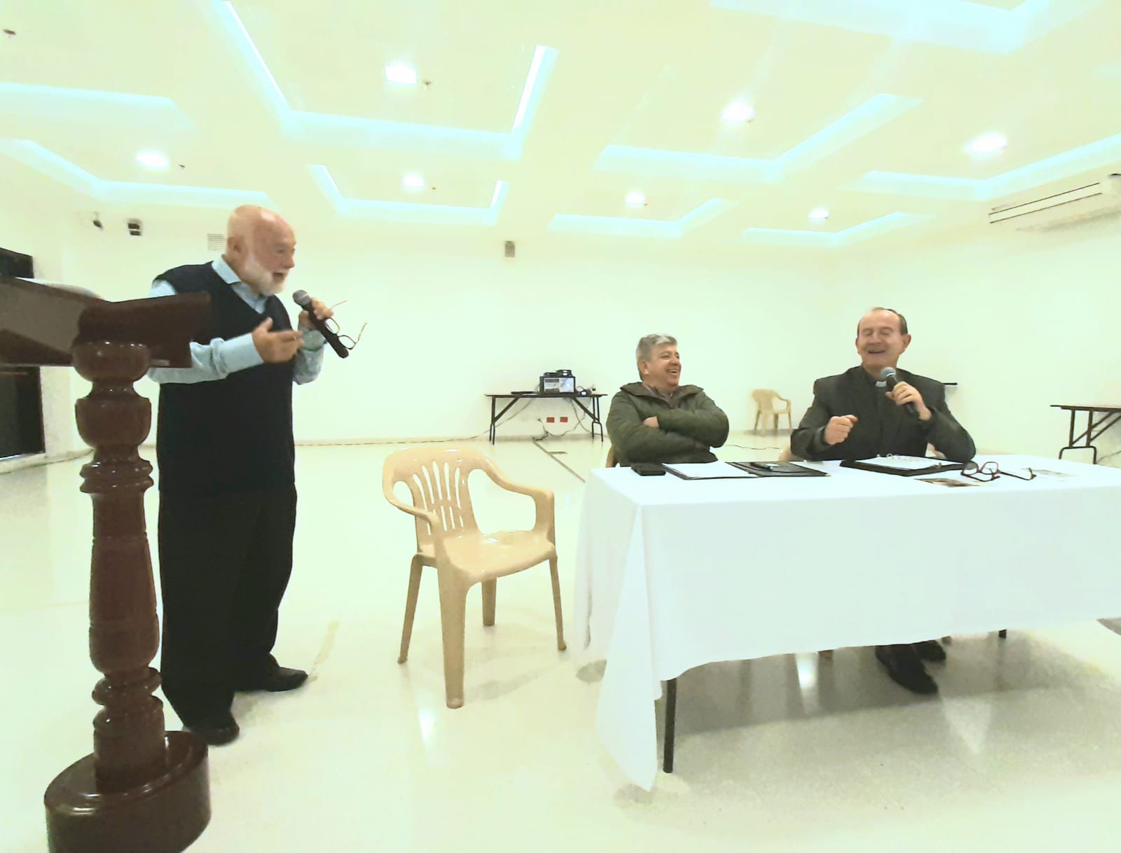 Encuentro de grupos Pastorales Arciprestazgo 1.5 de la Vicaría de la Inmaculada Concepción, en el marco de la visita pastoral del Monseñor Darío Álvarez Botero, Vicario Episcopal Territorial.