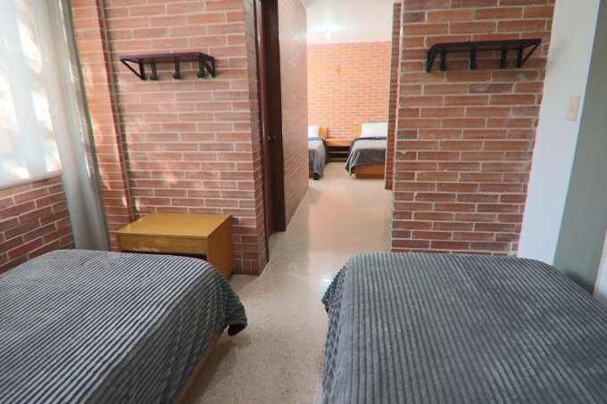 Habitación Múltiple 4 personas Casa de Ejercicios Emaús